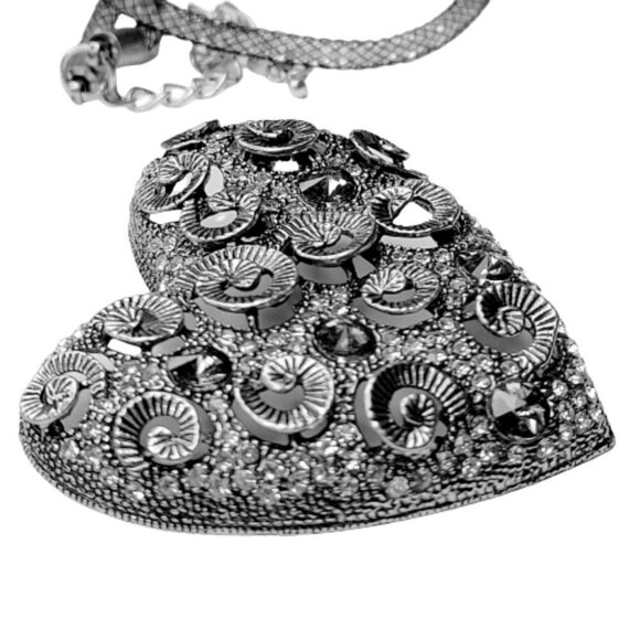 Heart Pendant Necklace, Crystal Studded Heart Pendant Fashion Necklace - Picture 6 of 15